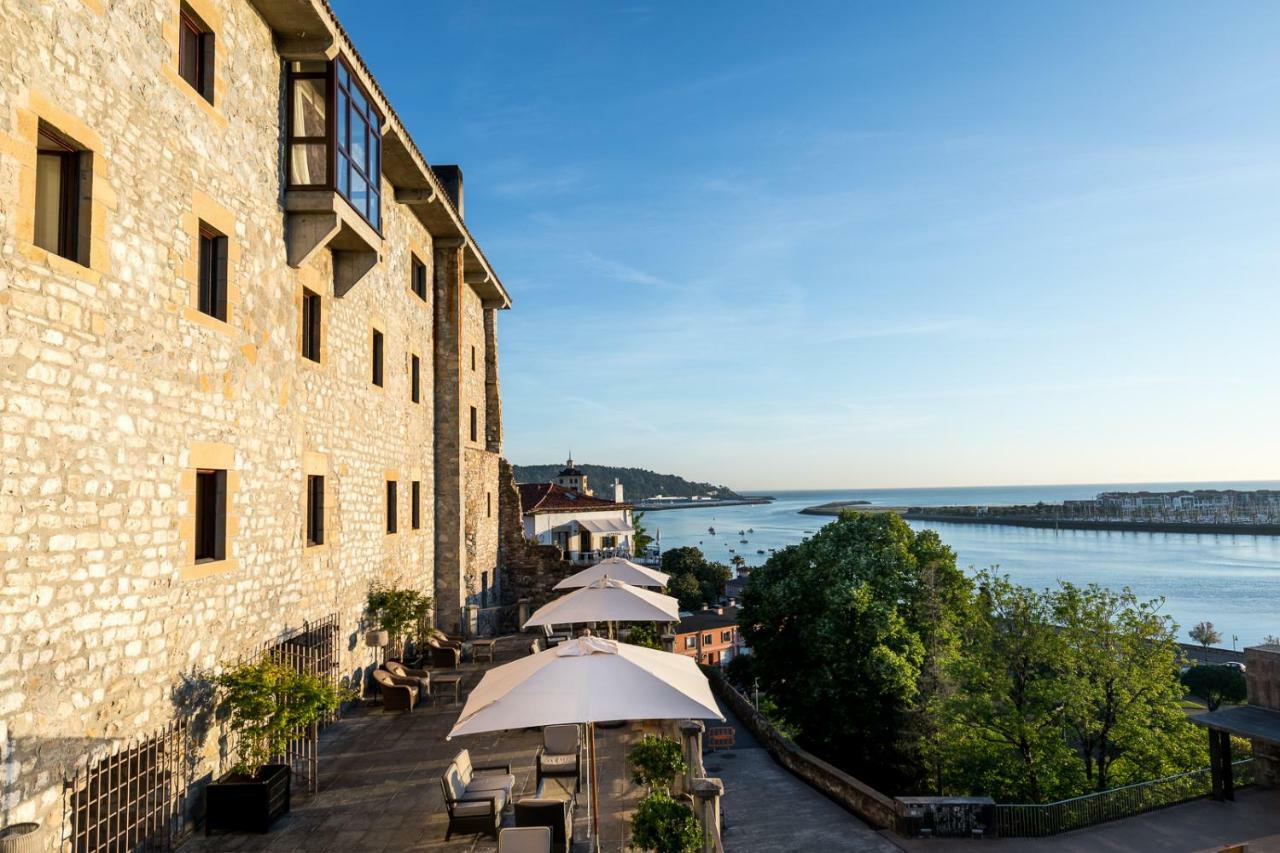 Hotel De 4*